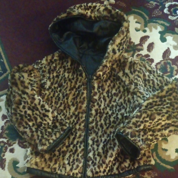 🤠Copper Key Reversible Leopard Print/Faux Fur Jacket  Plush Girls 7/8 - Picture 1 of 8